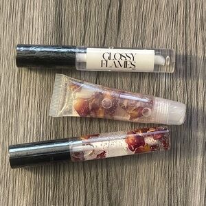 Velvet coconut lip gloss